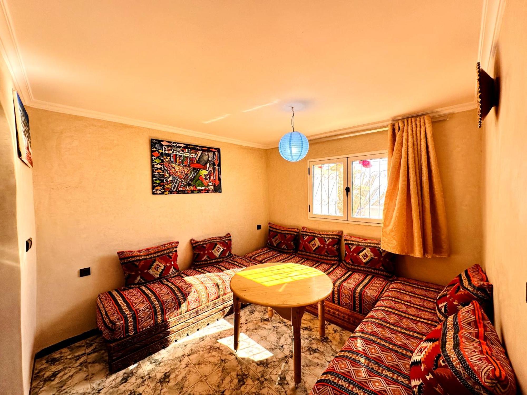 Atlas Hostel 타가주트 외부 사진