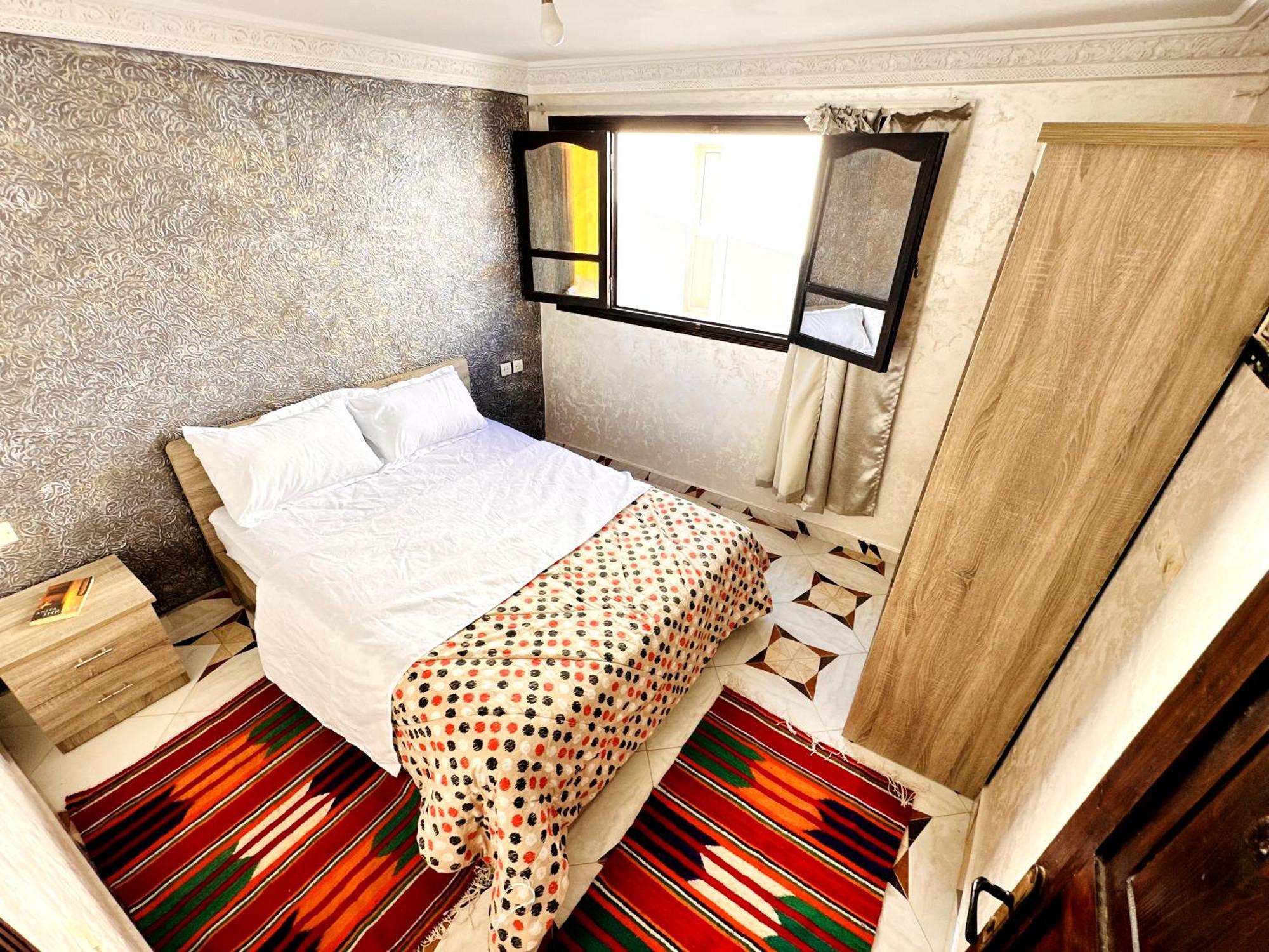 Atlas Hostel 타가주트 외부 사진